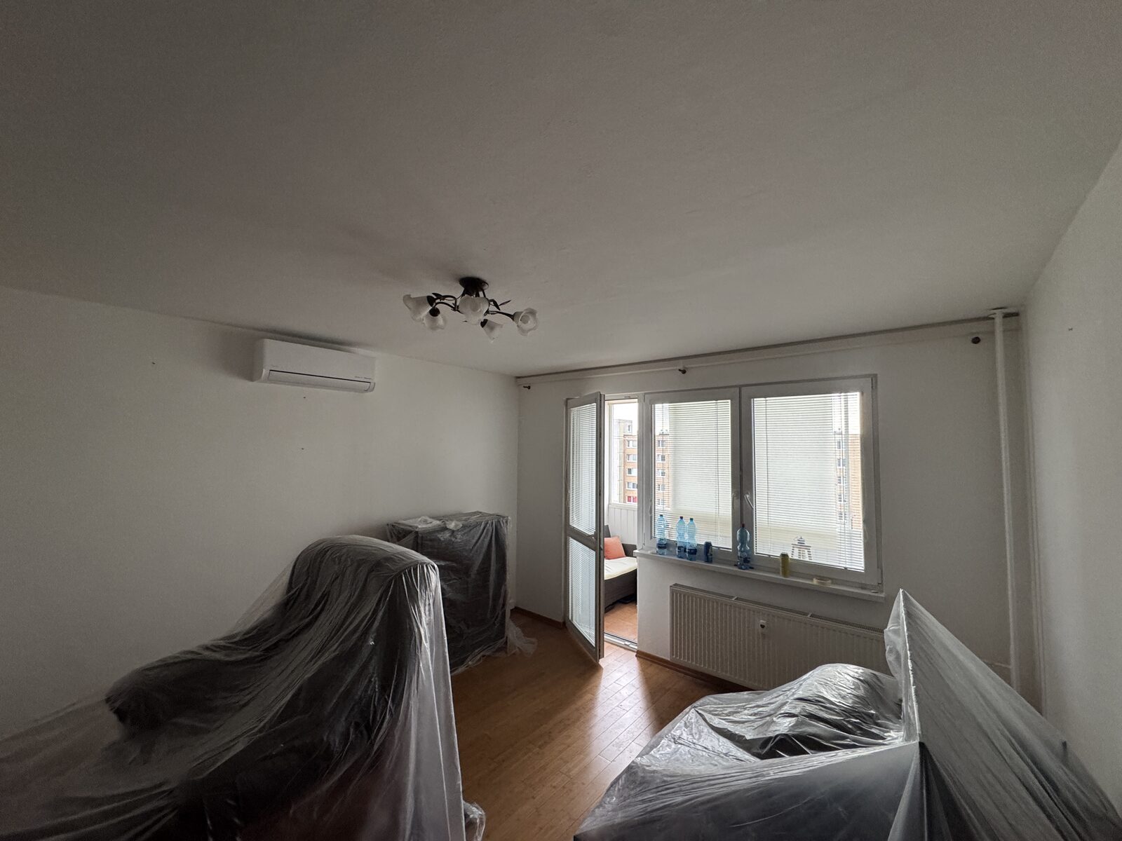 Montáž Midea Solstice 3,5 kW — izba, Košice